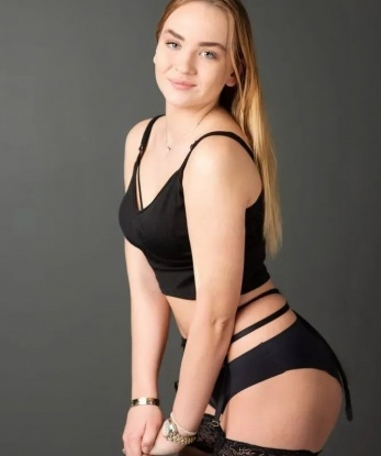 София, 23 года, 3 размер груди